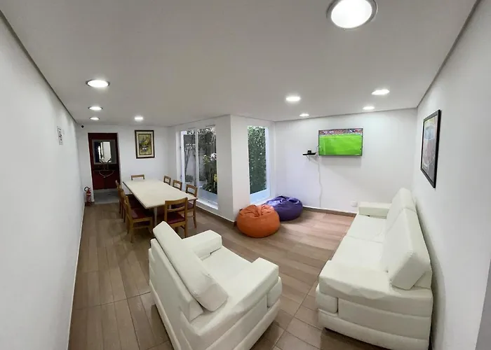 Jardins Village Hostel - Jardim Paulista